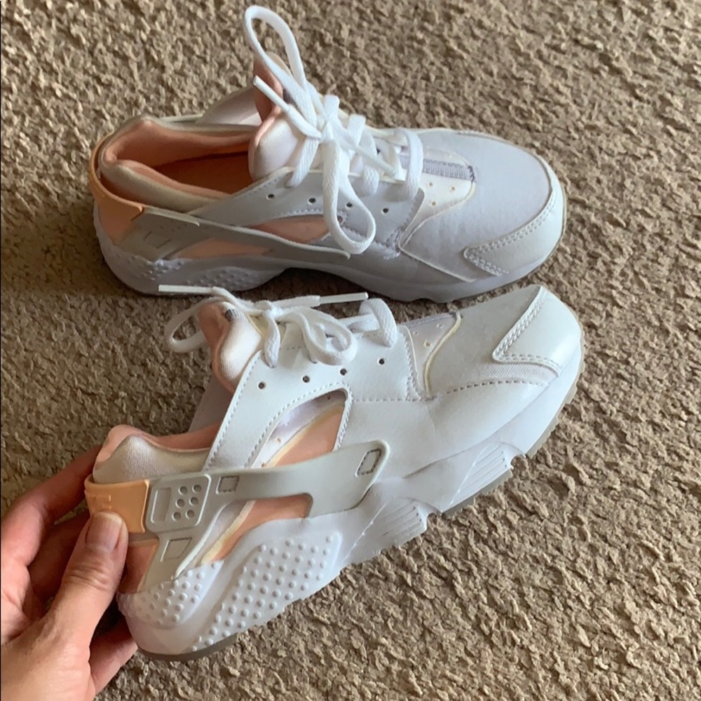 Nike Huarache girls 1.5Y